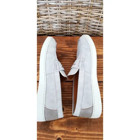 Vince Camuto Faelon Mens Light Gray Loafers 9.5 Casual Slip-On Shoes - Picture 10 of 10